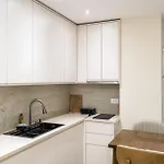 Luxury View With Balcony & Kitchen & Fast Wi-fi