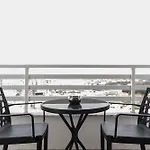 Luxury View With Balcony & Kitchen & Fast Wi-fi Lejlighed *