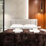Luxury View With Balcony & Kitchen & Fast Wi-fi * Shkodër