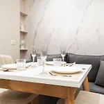 Luxury View With Balcony & Kitchen & Fast Wi-fi Lejlighed Shkodër