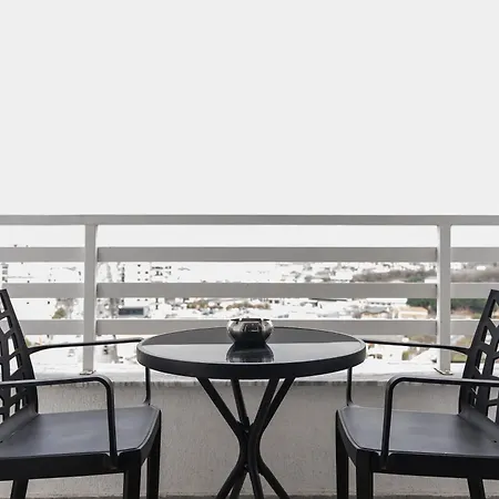 Luxury View With Balcony & Kitchen & Fast Wi-fi 公寓 *