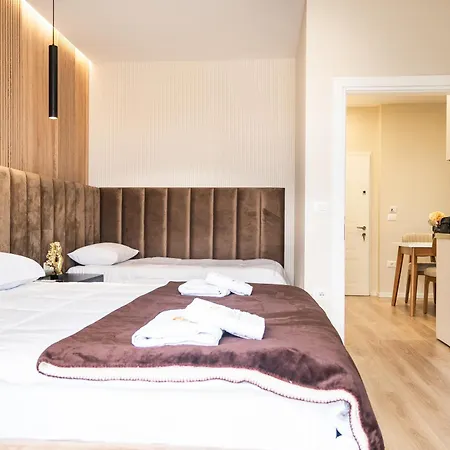 公寓 Luxury View With Balcony & Kitchen & Fast Wi-fi