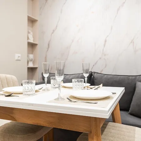 Luxury View With Balcony & Kitchen & Fast Wi-fi 公寓 Shkodër
