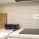 Luxury City View Apartments With Balcony & Kitchen & Fast Wi-Fi *