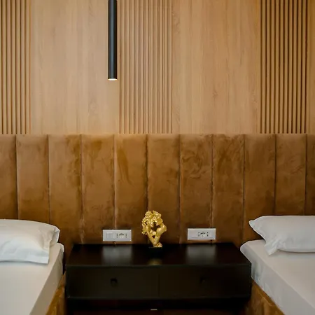 Luxury Apartments With Fabulous View Near City Center