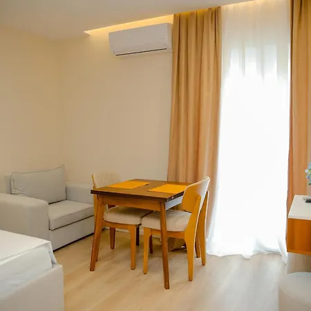 Luxury Apartments With Fabulous View Near City Center * Shkodër