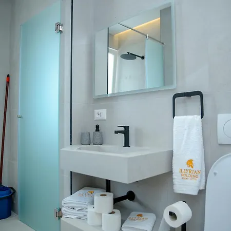 Luxury Apartments With Fabulous View Near City Center