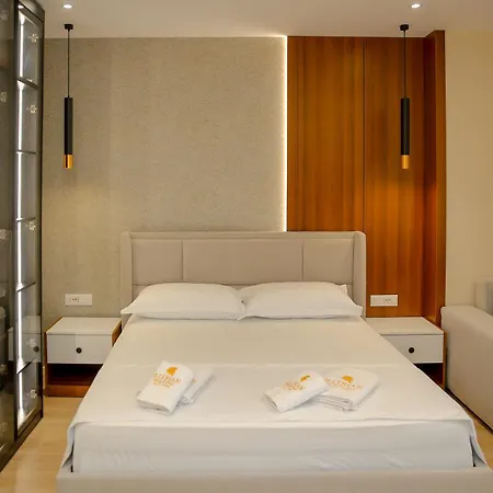 아파트 Luxury Apartments With Fabulous View Near City Center