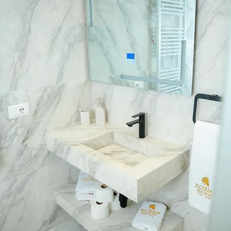 아파트 Luxury Apartments With Fabulous View Near City Center