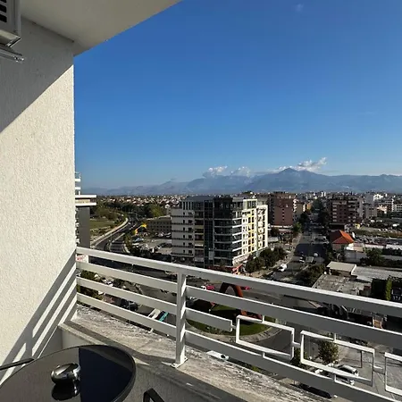Luxury Apartments With Fabulous View Near City Center 아파트 Shkodër