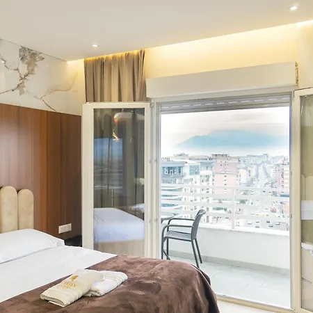 Luxury View With Balcony & Kitchen & Fast Wi-fi