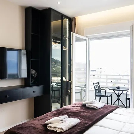 Luxury View With Balcony & Kitchen & Fast Wi-fi Shkodër